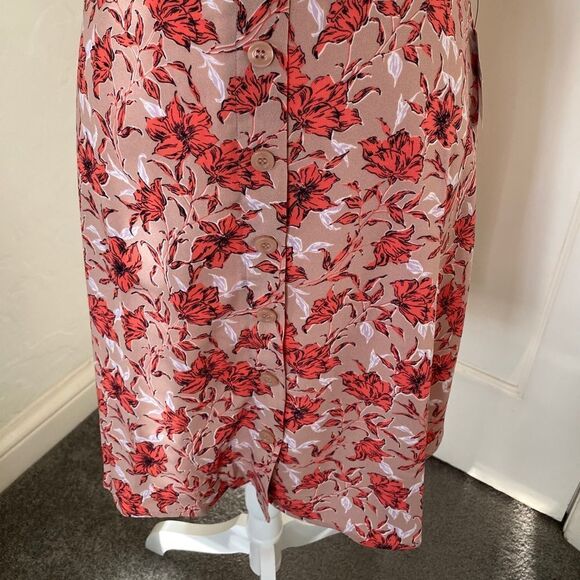 Halogen Skirt - Picture 4 of 11